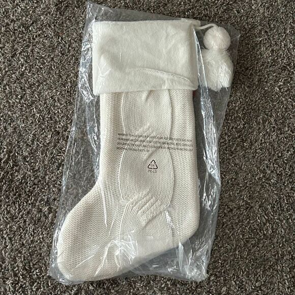 Winter White Knit Christmas Stocking 21” Monogram Initial T | w Plush Cuff NEW - Picture 4 of 5